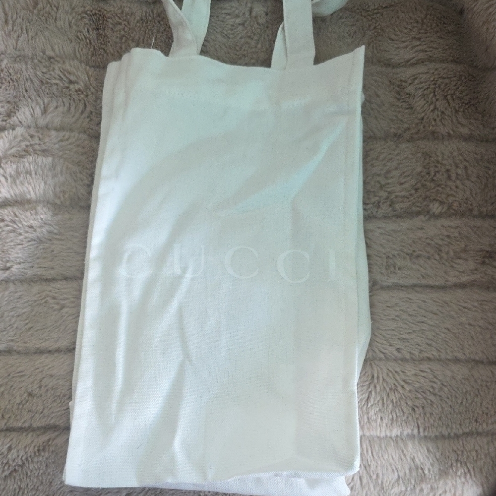 Gucci White Perfume Bag